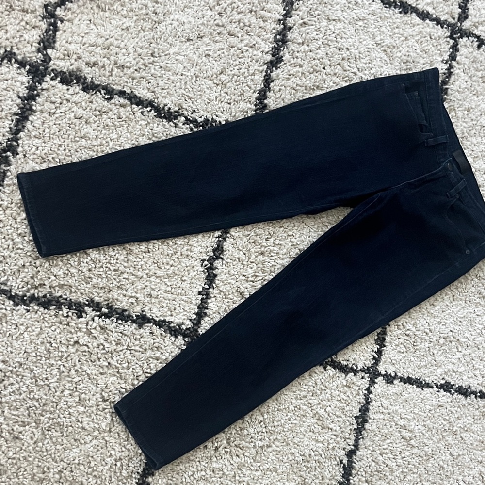 Vince Dark Denim Jeans 28
